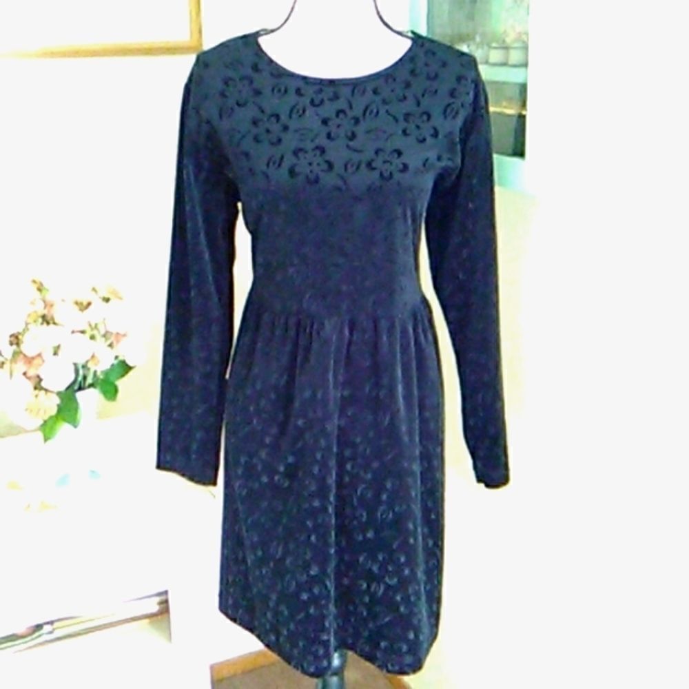 You and Me Burnt Out Velvet Dress
